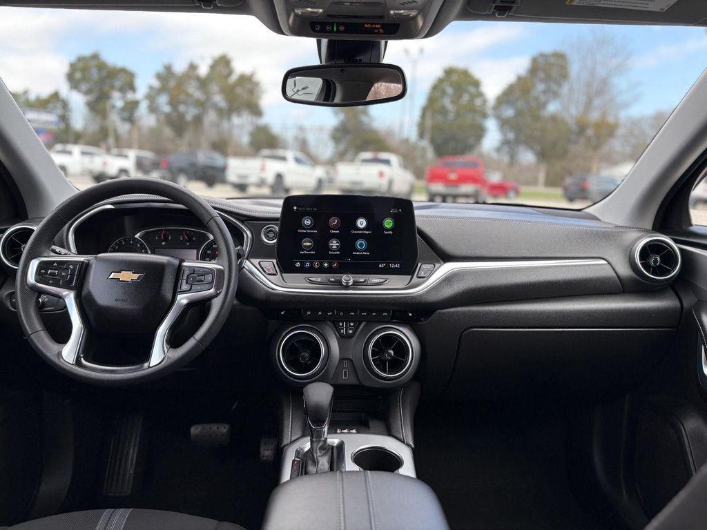 used 2024 Chevrolet Blazer car, priced at $25,995