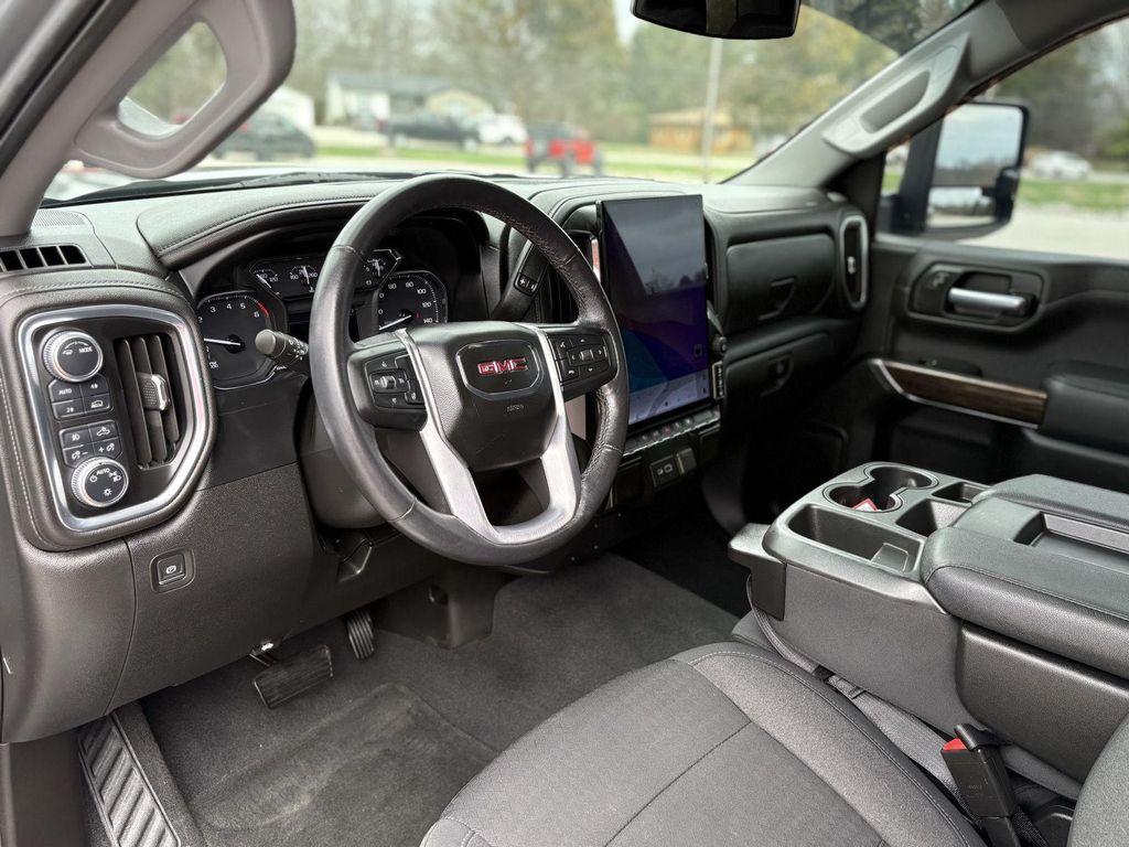 used 2021 GMC Sierra 1500 car, priced at $29,995