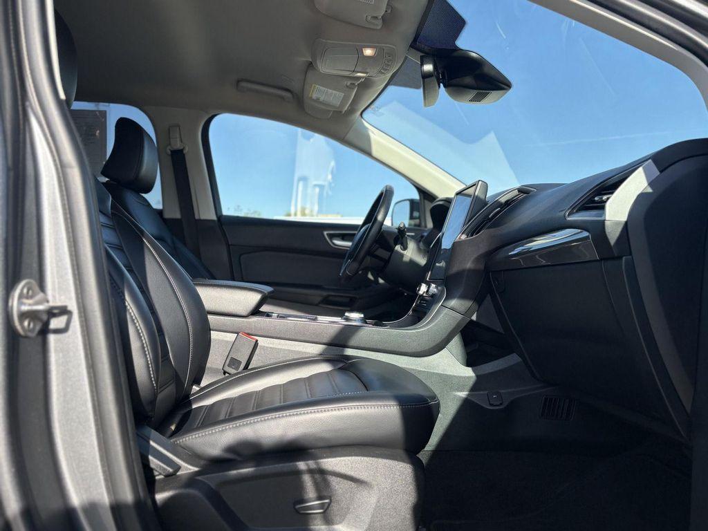 used 2024 Ford Edge car, priced at $21,895