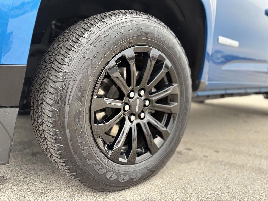 used 2022 GMC Canyon car, priced at $31,788