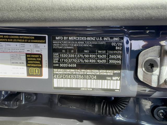 new 2026 Mercedes-Benz GLE 450 car, priced at $85,305