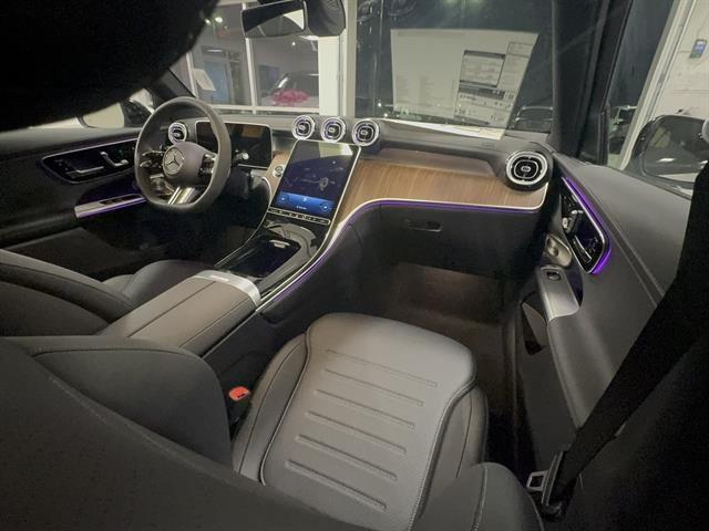 new 2025 Mercedes-Benz GLC 300 car, priced at $68,625