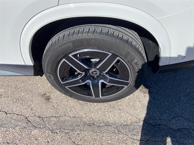 used 2025 Mercedes-Benz GLC 300 car, priced at $49,987