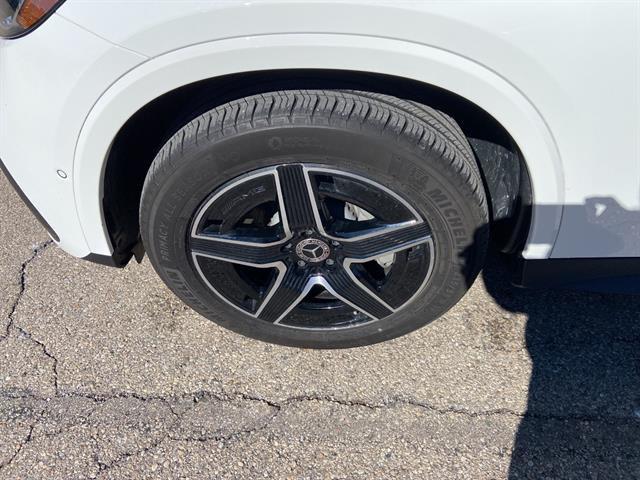 used 2025 Mercedes-Benz GLC 300 car, priced at $49,987