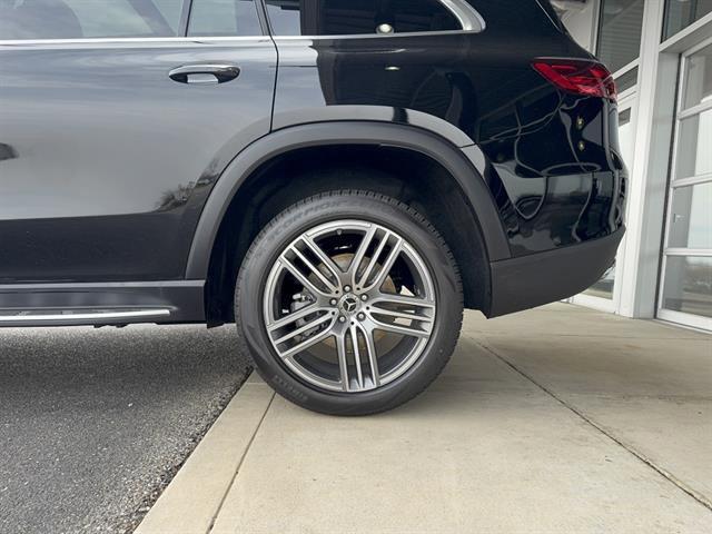 new 2026 Mercedes-Benz GLS 450 car, priced at $97,275