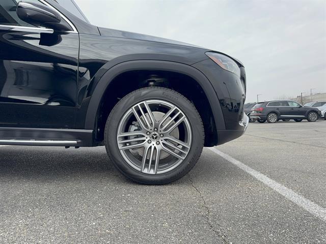 new 2026 Mercedes-Benz GLS 450 car, priced at $97,275