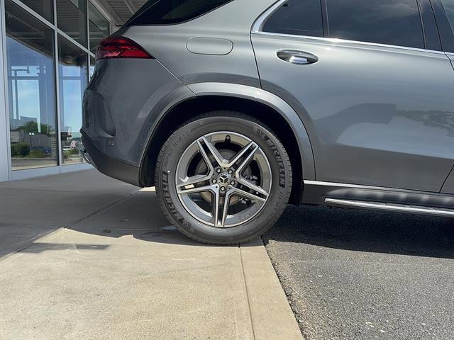 new 2026 Mercedes-Benz GLE 450 car, priced at $80,809