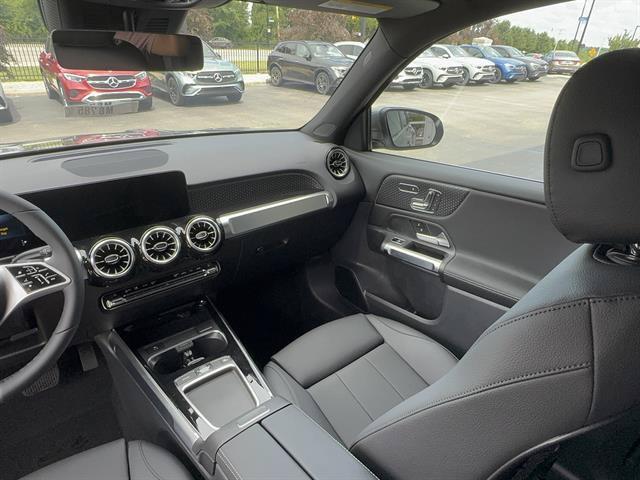 new 2026 Mercedes-Benz GLB 250 car, priced at $53,904