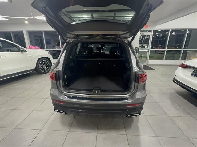 new 2025 Mercedes-Benz GLB 250 car, priced at $57,700