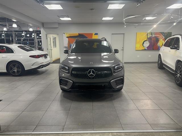 new 2025 Mercedes-Benz GLB 250 car, priced at $57,700