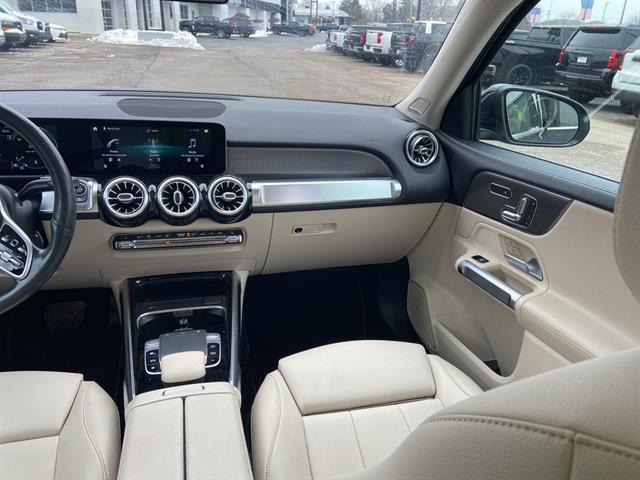 used 2020 Mercedes-Benz GLB 250 car, priced at $23,272