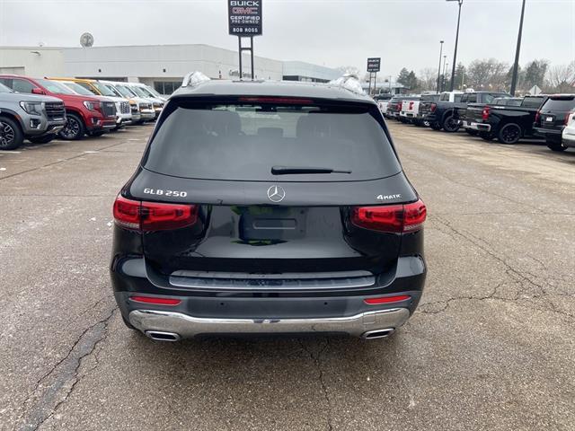 used 2020 Mercedes-Benz GLB 250 car, priced at $24,327