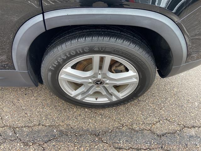 used 2020 Mercedes-Benz GLB 250 car, priced at $23,272