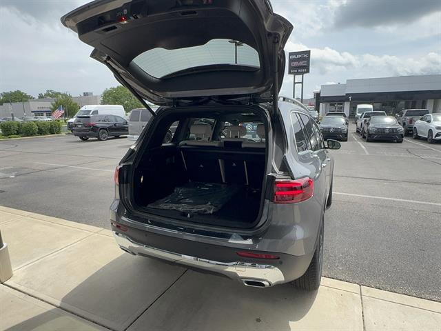 new 2026 Mercedes-Benz GLB 250 car, priced at $53,774