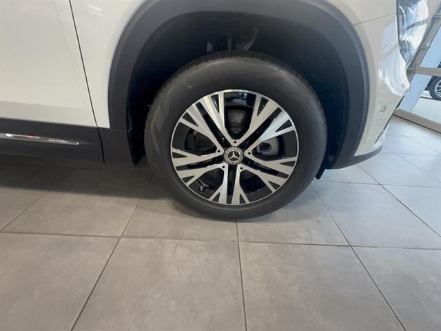 new 2025 Mercedes-Benz GLB 250 car, priced at $52,700