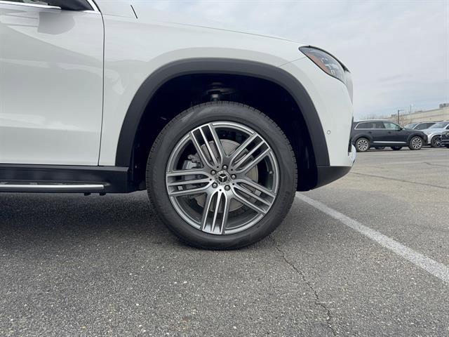 new 2026 Mercedes-Benz GLS 450 car, priced at $99,235