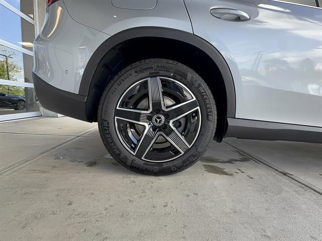 new 2026 Mercedes-Benz GLC 300 car, priced at $59,174