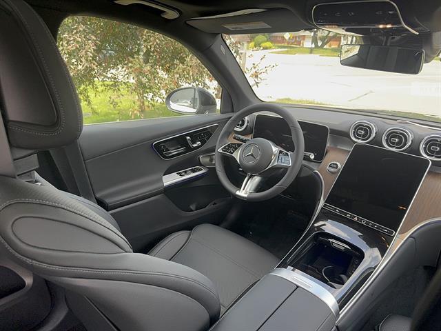 new 2026 Mercedes-Benz GLC 300 car, priced at $58,274