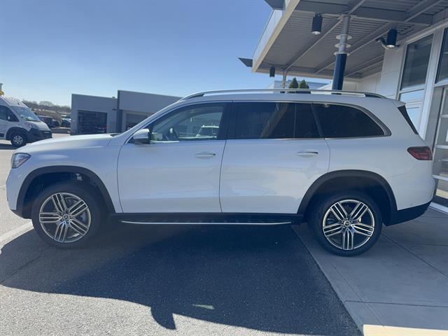 new 2026 Mercedes-Benz GLS 450 car, priced at $99,955