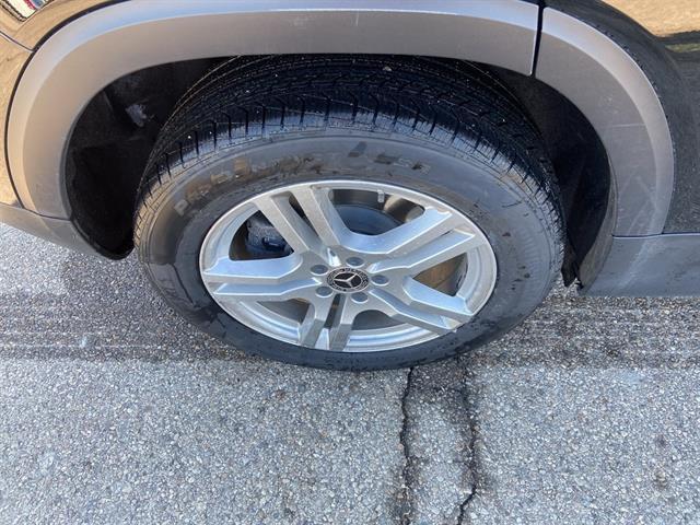 used 2021 Mercedes-Benz GLB 250 car, priced at $29,853