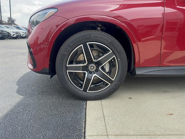 new 2026 Mercedes-Benz GLC 300 car, priced at $64,234