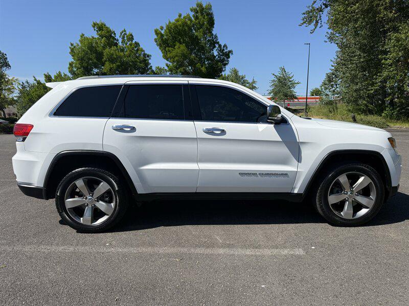 used 2014 Jeep Grand Cherokee car, priced at $10,995