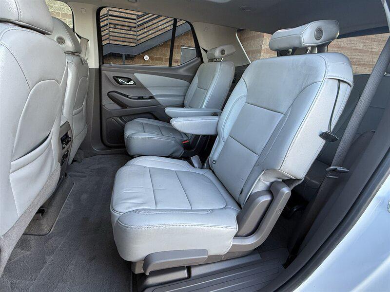 used 2018 Chevrolet Traverse car, priced at $15,995