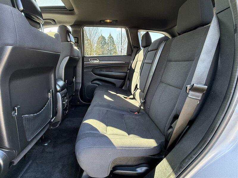 used 2015 Jeep Grand Cherokee car, priced at $13,995