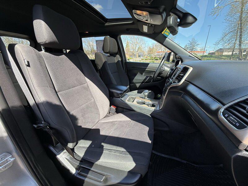 used 2015 Jeep Grand Cherokee car, priced at $13,995