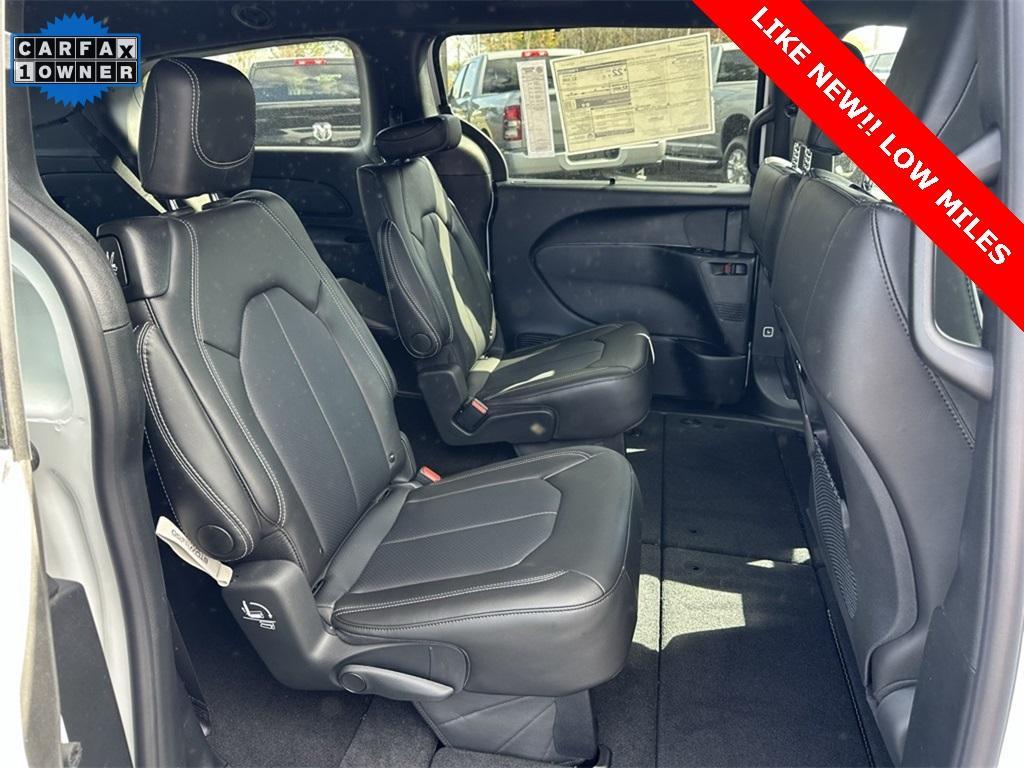 used 2025 Chrysler Pacifica car, priced at $36,995
