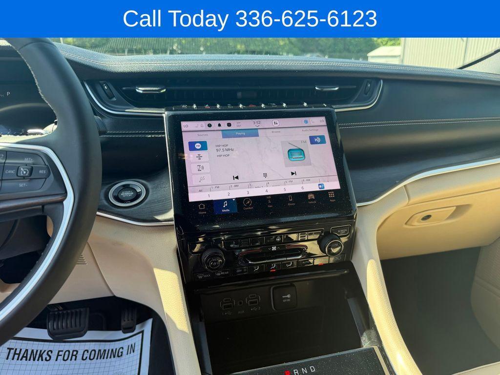 used 2023 Jeep Grand Cherokee car, priced at $27,784