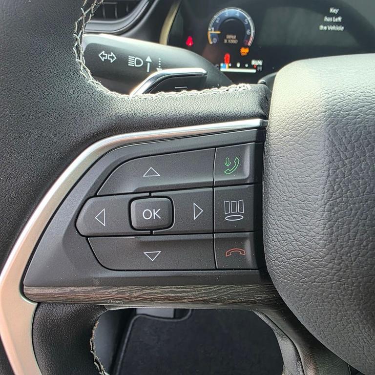 new 2026 Jeep Grand Cherokee car, priced at $45,495