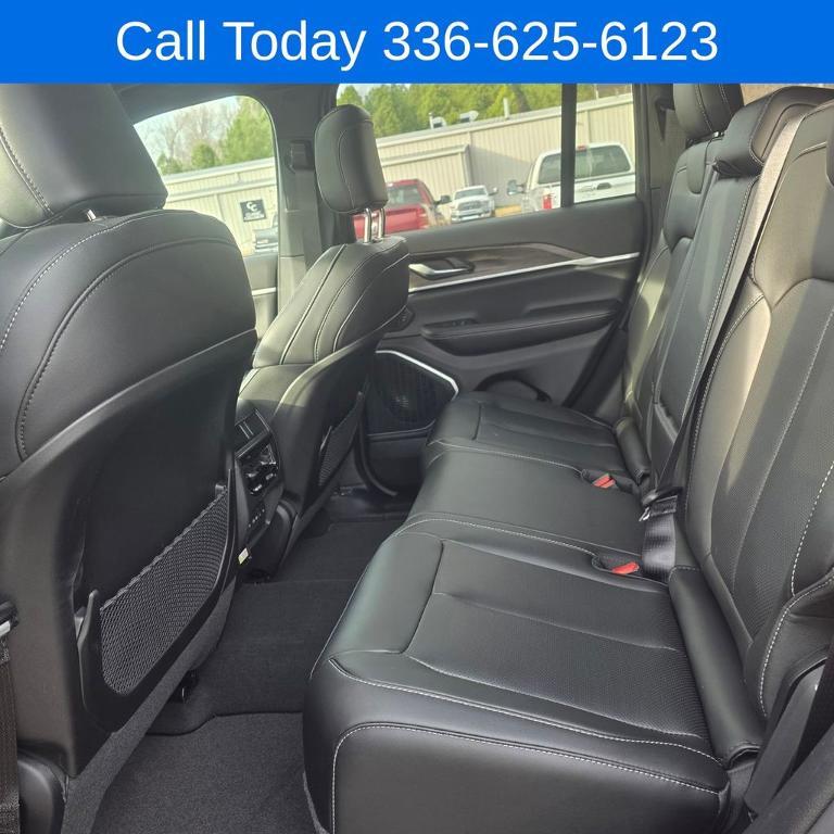 new 2026 Jeep Grand Cherokee car, priced at $46,815