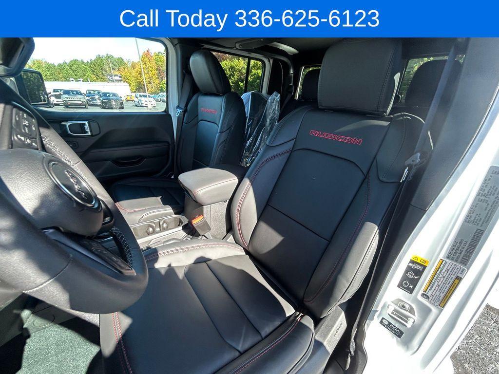 new 2026 Jeep Gladiator car, priced at $54,245