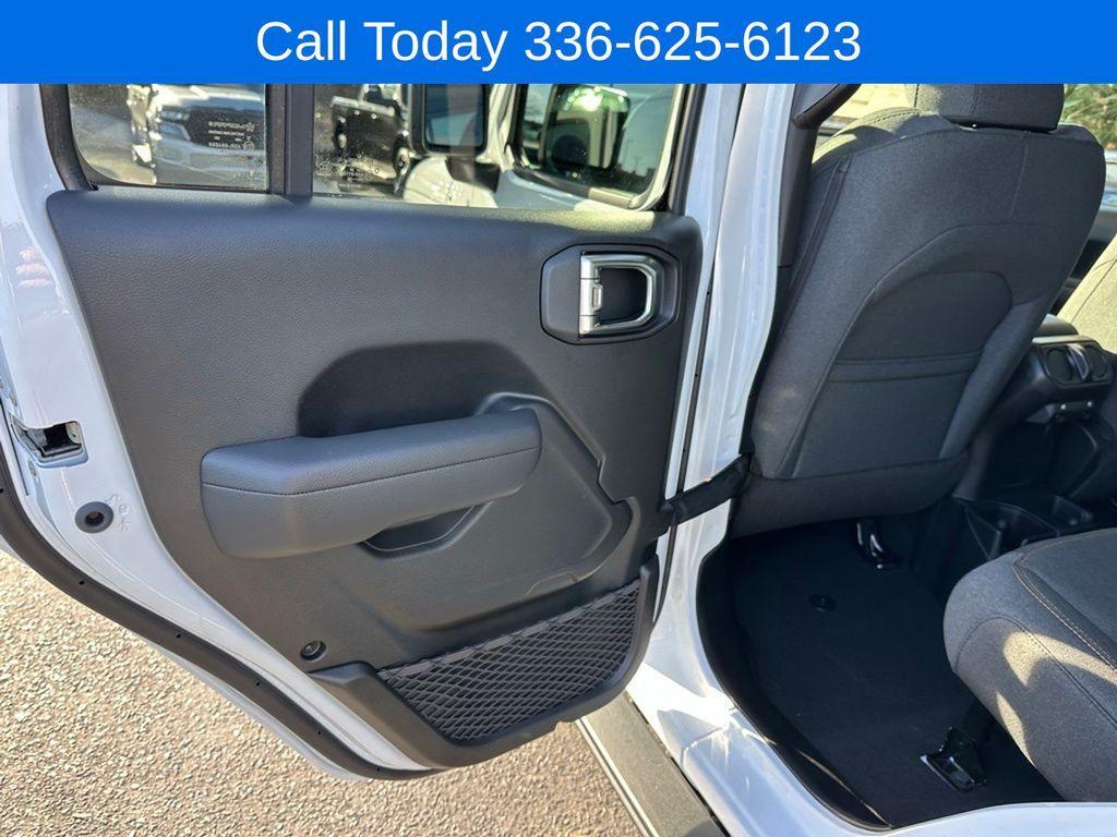 new 2025 Jeep Wrangler car, priced at $39,495