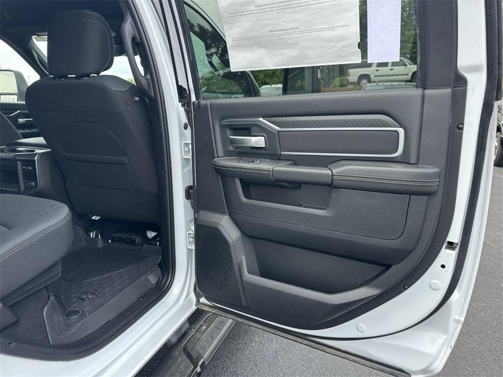 new 2025 Ram 2500 car, priced at $63,995