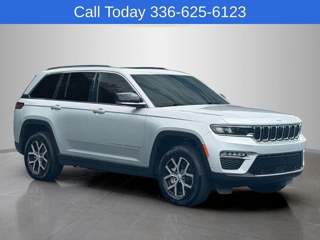 used 2024 Jeep Grand Cherokee car, priced at $38,184