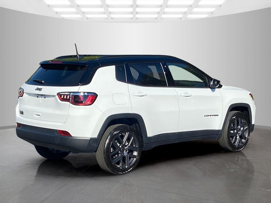 new 2026 Jeep Compass car, priced at $31,495