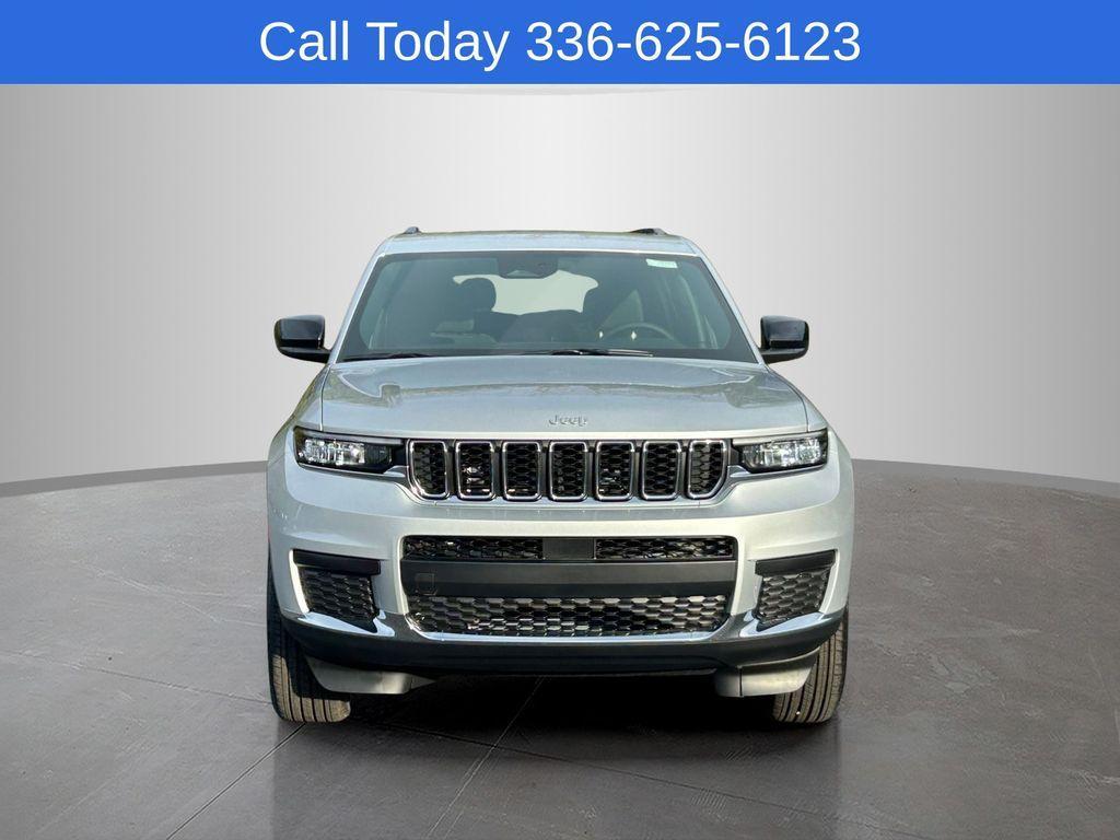 new 2026 Jeep Grand Cherokee L car, priced at $36,995