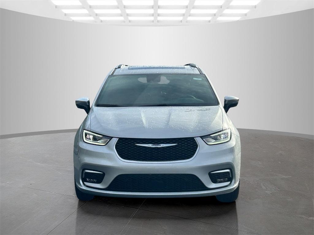 new 2026 Chrysler Pacifica car, priced at $54,895