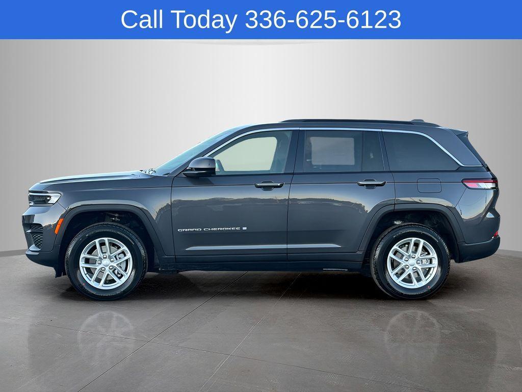 new 2026 Jeep Grand Cherokee car, priced at $40,025