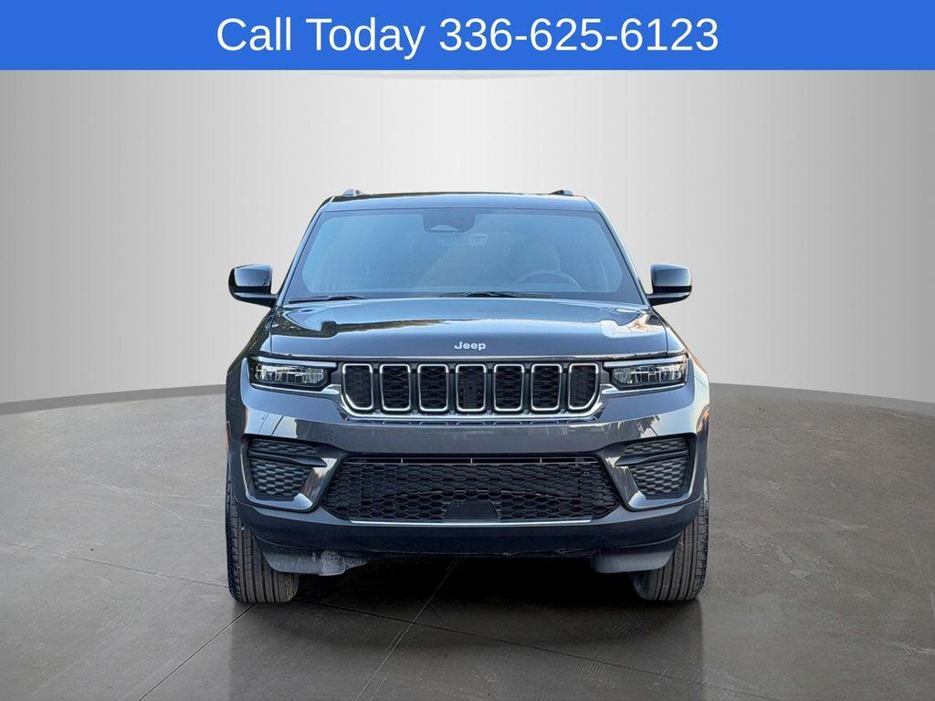 new 2026 Jeep Grand Cherokee car, priced at $40,025