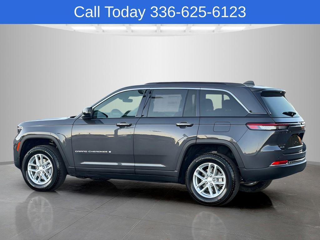 new 2026 Jeep Grand Cherokee car, priced at $40,025