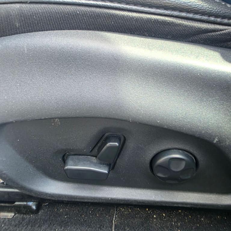 used 2019 Jeep Compass car, priced at $11,395