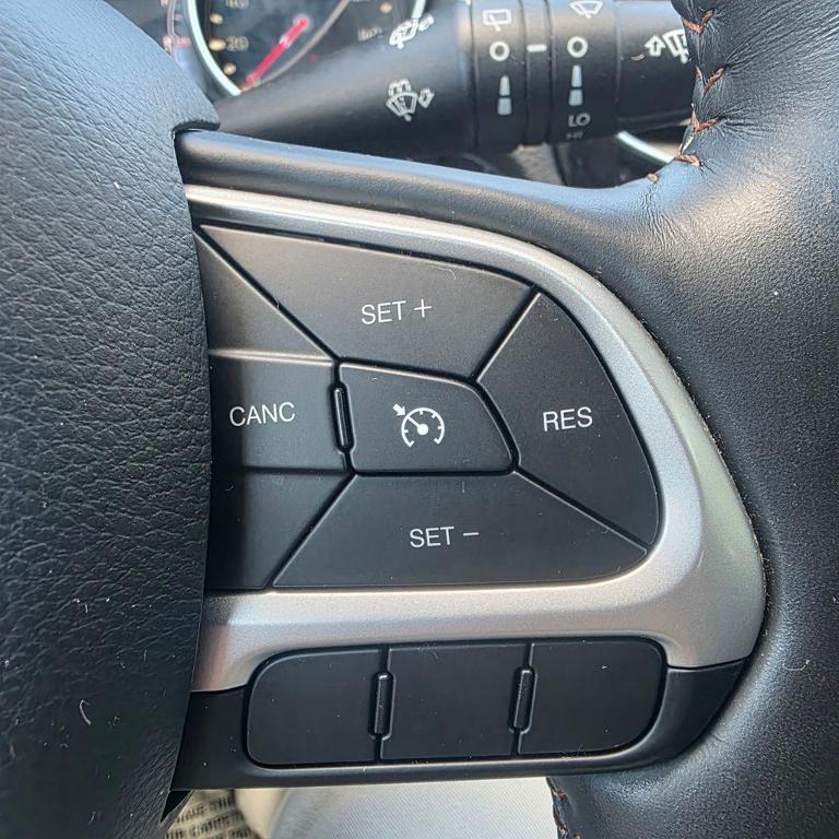 used 2019 Jeep Compass car, priced at $11,395