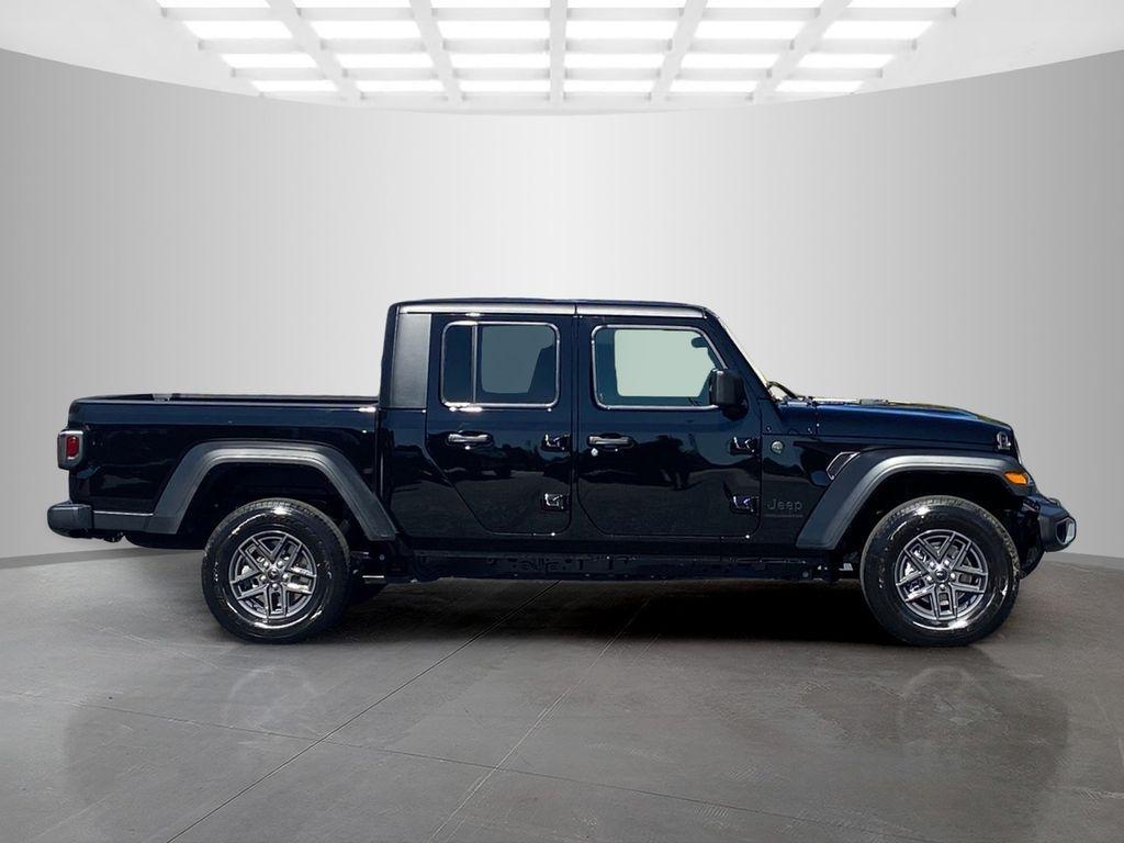 new 2025 Jeep Gladiator car, priced at $33,245