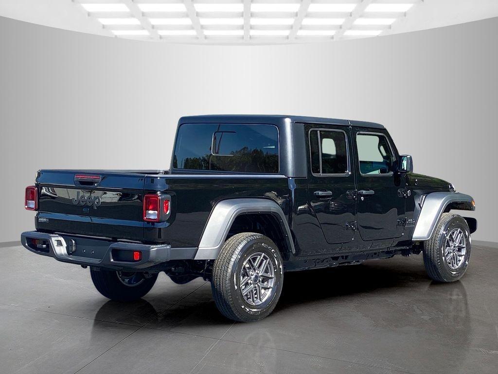 new 2025 Jeep Gladiator car, priced at $33,245