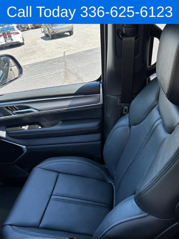 new 2026 Jeep Grand Wagoneer L car, priced at $86,450