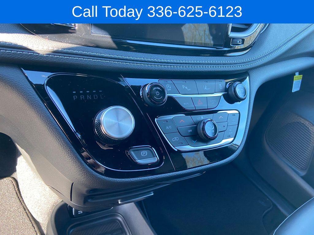 new 2026 Chrysler Pacifica car, priced at $39,995