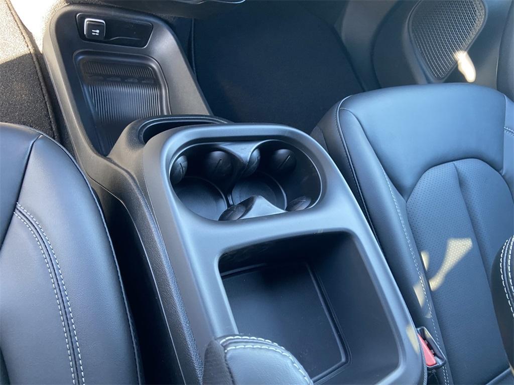 new 2026 Chrysler Pacifica car, priced at $40,995